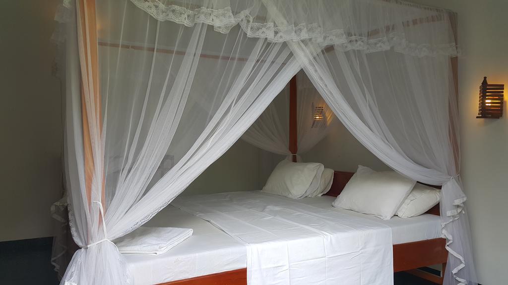 Sweden Inn Guesthouse Хиккадува Номер фото